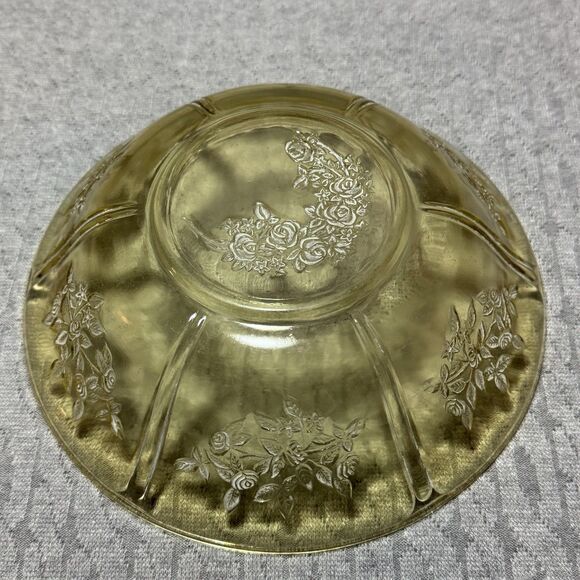 Vintage 8.5" Yellow Depression Glass Serving Bowl Sharon Cabbage Rose Design - Picture 3 of 5